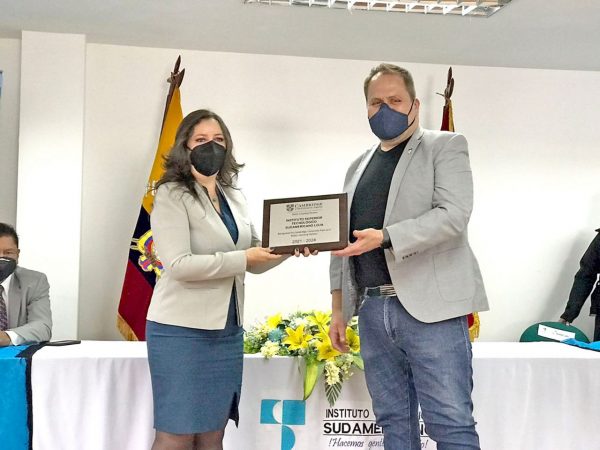 Centro de Idiomas Sudamericano recibió reconocimiento internacional