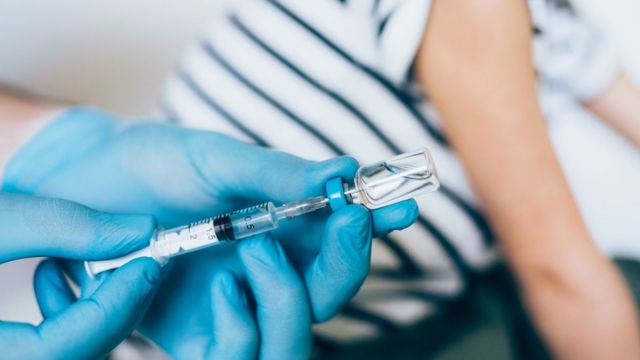 Instituciones educativas convocadas para vacunación contra el covid