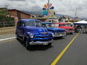Desfile y exposición de autos clásicos este domingo en Ambato