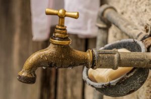 Seis sectores de Ambato se quedan sin agua este domingo