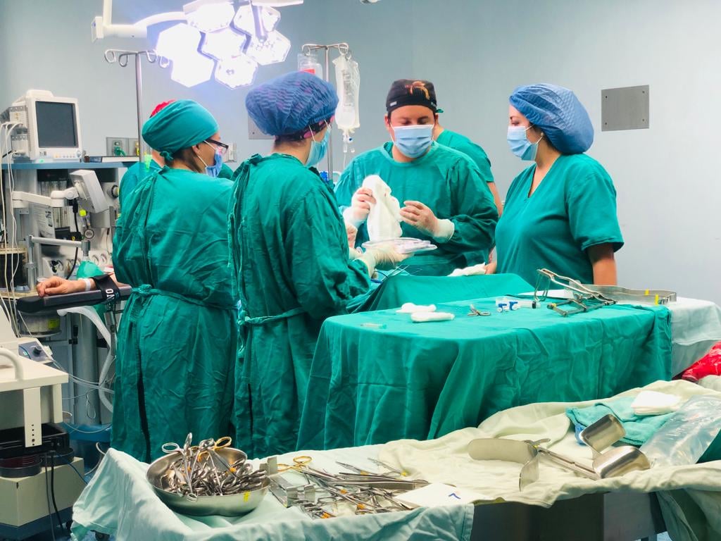 Cirugías. Más de 150 intervenciones mensuales se programan actualmente en el hospital de Tulcán, para lograr evacuar las retrasadas por la pandemia.