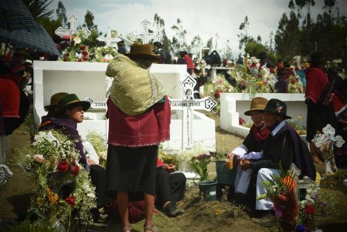 En Salasaca volvieron a compartir con sus muertos