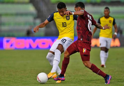 Esta tarde Ecuador necesita ganarle a Venezuela para seguir en la tercera posición.