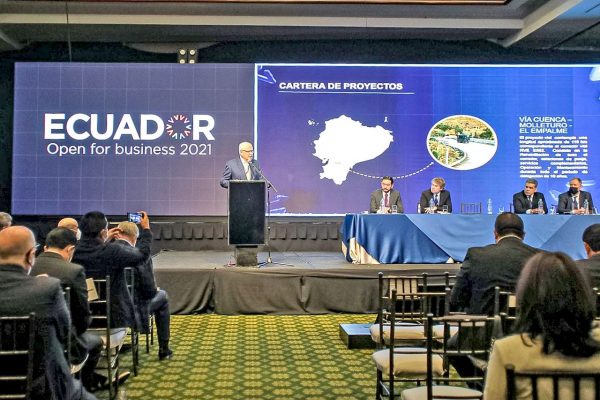 Proyecto de ampliación de vía a Catamayo se expuso en Quito