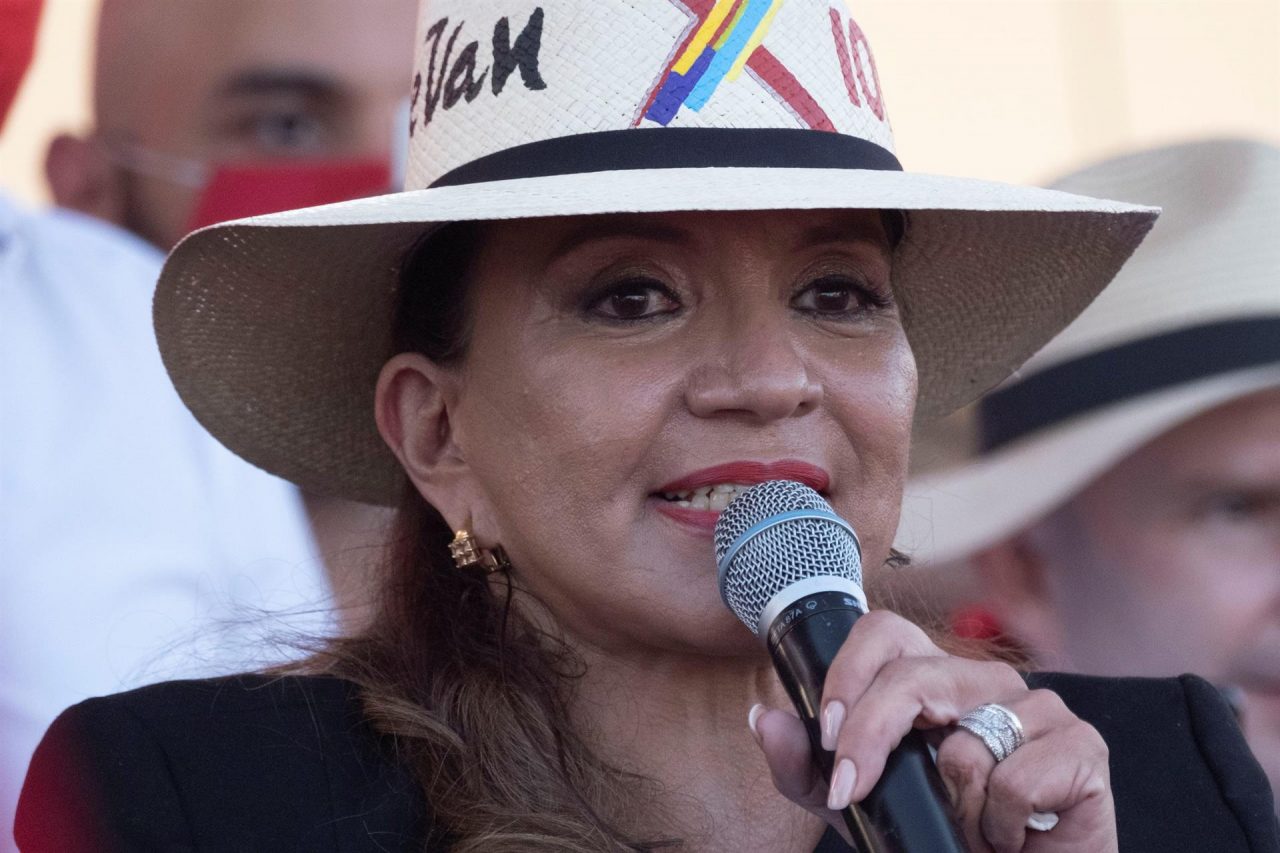 Xiomara Castro, virtual primera presidenta de Honduras