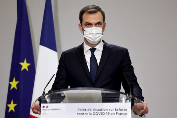 Francia aplicará refuerzo anticovid general desde el sábado