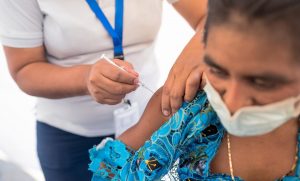 Covid: Centros de salud habilitados para vacunación este sábado