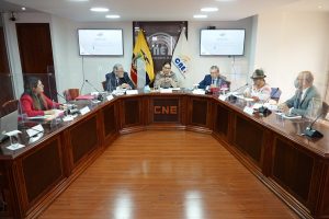 Dos fallas entorpecen renovación parcial de vocales del CNE