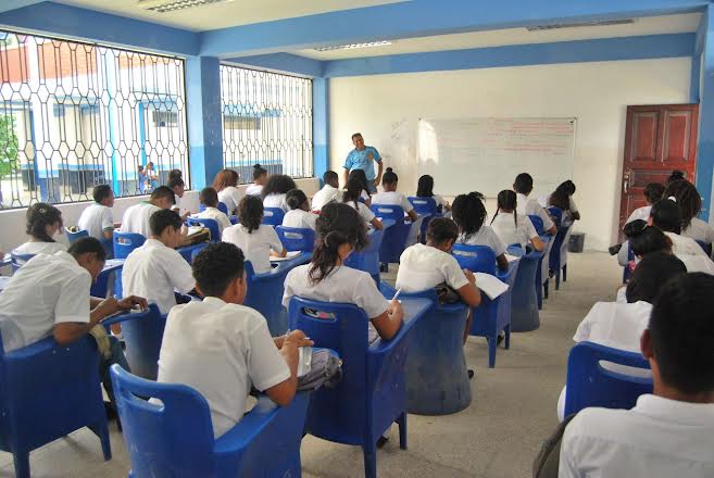 El 41% de colegios está autorizado regresar a clases