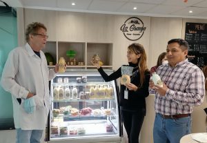 Universidad ecuatoriana desarrolla una leche más digerible