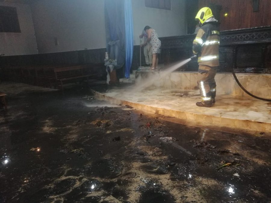Iglesia del cantón Zamora sufrió incendio estructural