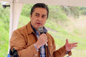 Marcelo Simbaña renuncia a la Gobernación de Imbabura