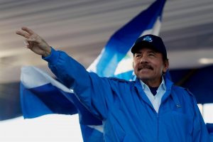 Ortega acude al bolsillo del tío Xi Jinping