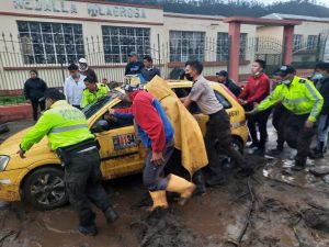 Aluvión dañó casas, negocios y otros bienes en Guano