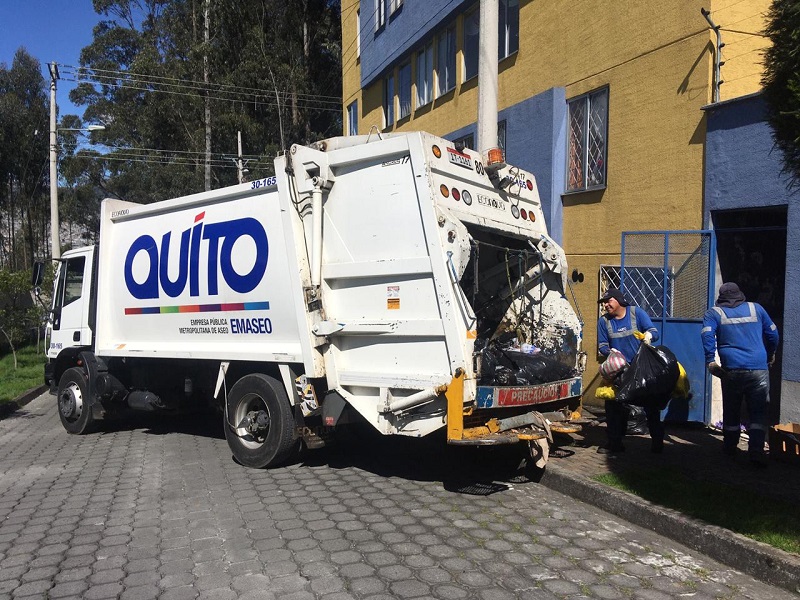 Recolección de basura se suspende la noche del 31 en Quito