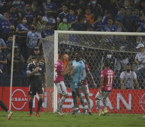 La última final del fútbol ecuatoriano se disputó entre Emelec e Independiente.