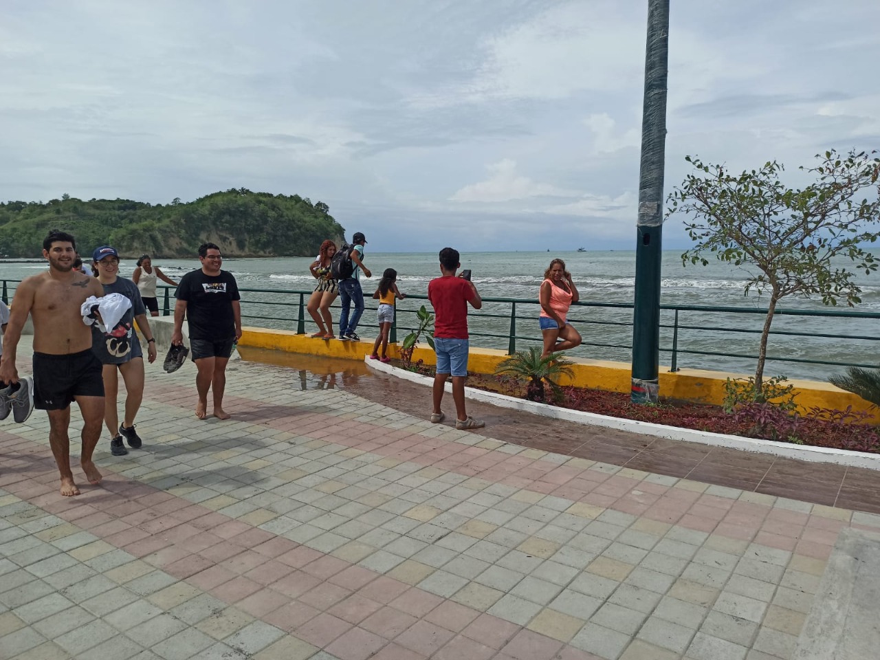 VISITAS. El balneario de Súa vuelve a recibir el turismo que estuvo alejado por más de cinco años.