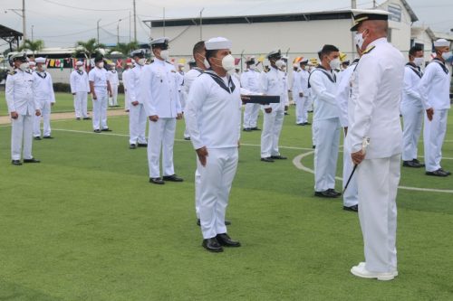 La Armada del Ecuador abre convocatoria para aspirantes