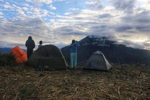 Preparan campamento a las faldas del Tungurahua