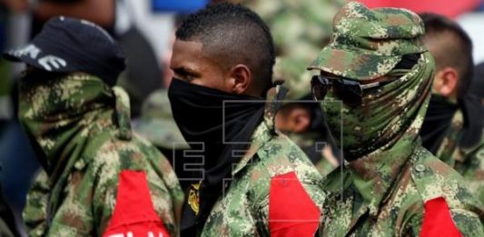 La guerrilla del ELN combate a los disidentes de las FARC en la frontera entre Colombia y Venezuela.