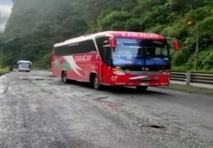 Sin plata para mantenimiento de la vía Alóag – Santo Domingo
