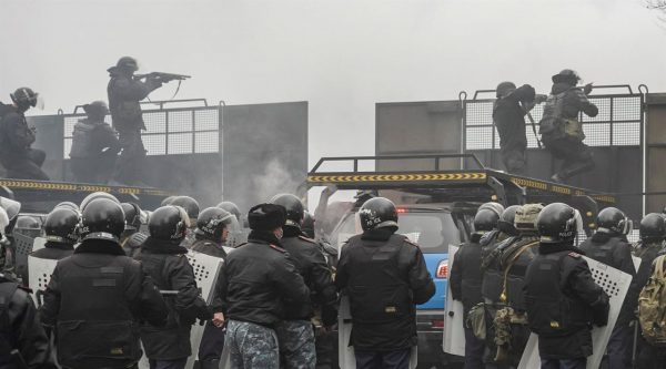 Presidente kazajo ordena tirar a matar contra manifestantes