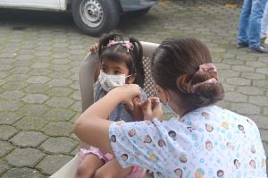 Dos modalidades para vacunación a menores de 5 años   