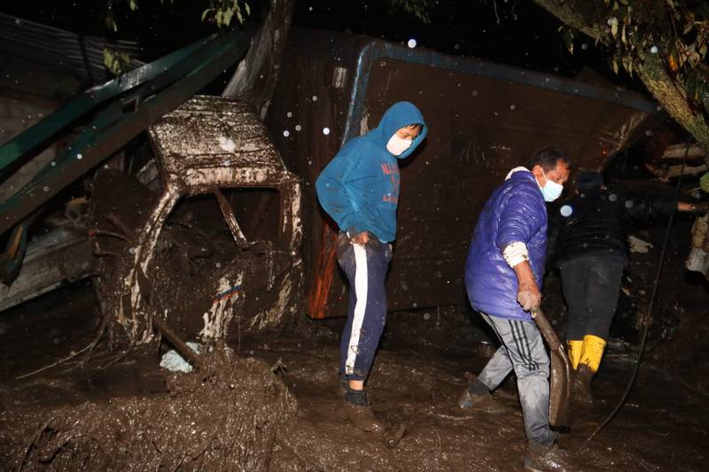 El aluvión ocurrido en La Gasca ha dejado 26 muertos hasta el momento. Foto: API