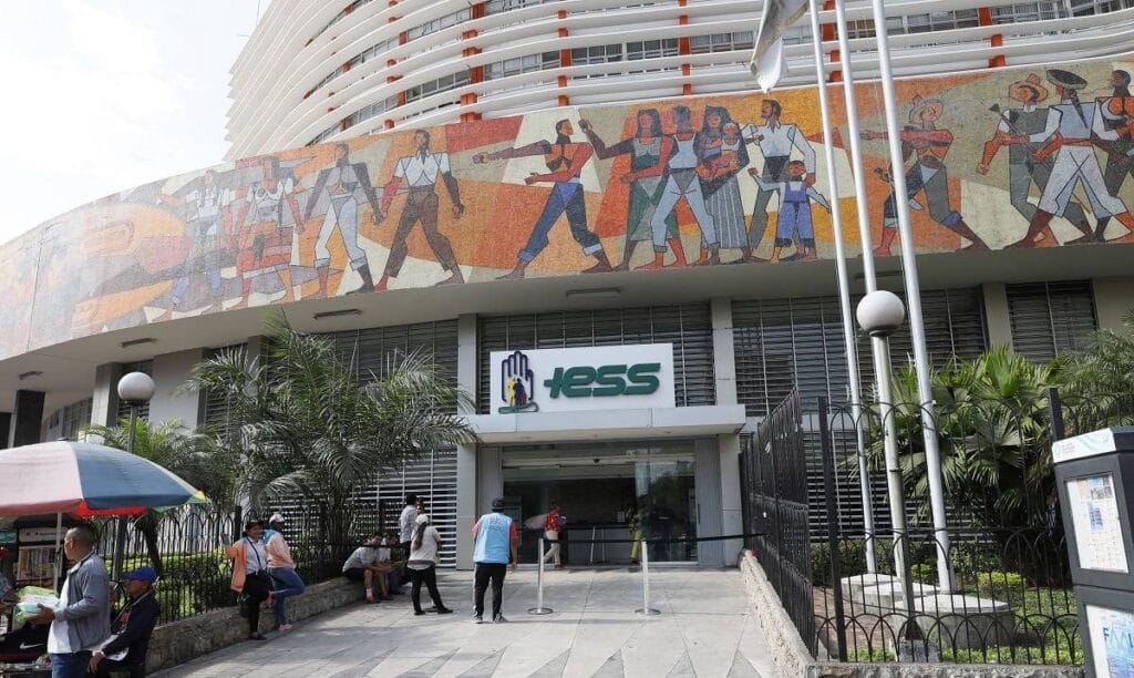 IESS perdió dinero por no cobrar arriendos cinco años