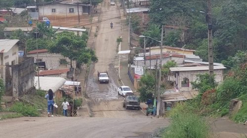 Ni los taxistas quieren ingresar a la 10 de Agosto