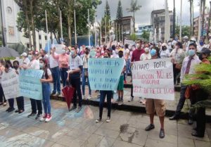 Marcha en defensa de la U.E. Mariano Aguilera
