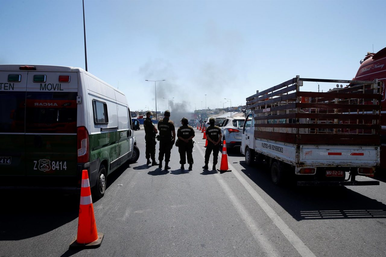 Los transportistas y buena parte de la ciudadanía culpan de la inseguridad de los inmigrantes extranjeros.