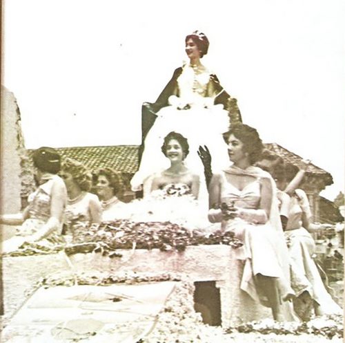 Reina de Ambato, lo que significa para la ciudad y quienes llevan la corona