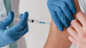 Ocho puntos de vacunación habilitados en Tungurahua