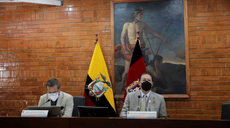 El Concejo pide celeridad en la indagación a Santiago Guarderas.