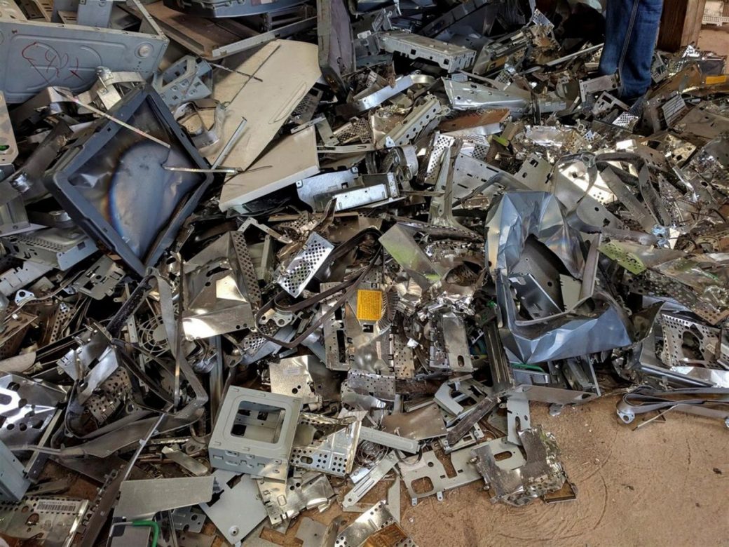 América Latina desaprovecha su basura electrónica y pierde $1.700 millones al año