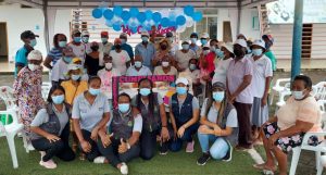 Adultos mayores de Borbón reciben atención