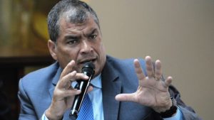 Abogados de Correa responden por duro mensaje de Guillermo Lasso en chat privado
