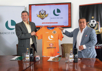 Banco de Loja firmó convenio con Libertad para apoyar al equipo