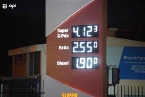 La gasolina súper pasó los 4 dólares, hoy 12 de marzo de 2022
