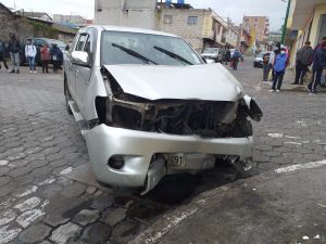 Choque en Tisaleo deja cinco heridos