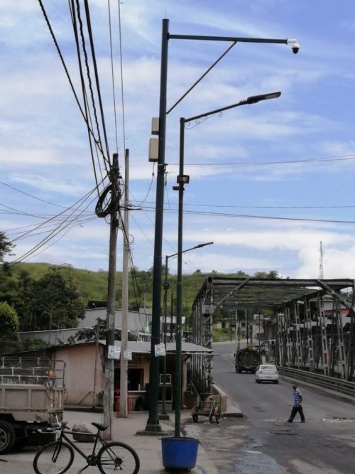 DESCUIDO. Las cámaras del ECU 911 y que no funciona están ubicadas los barrios Nuevo Viche, en el sector del Puente y en el Viejo Viche.