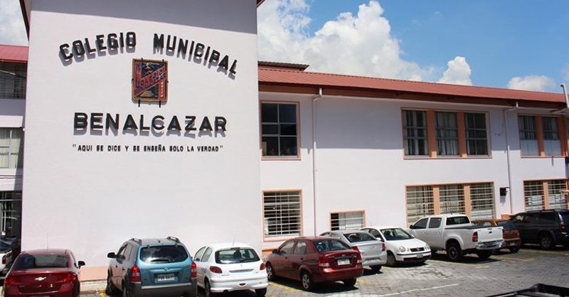 La Unidad Educativa Sebastián de Benalcázar es uno de los planteles del proyecto.