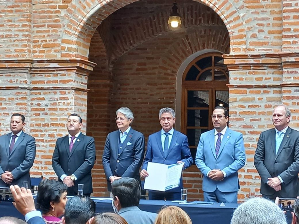 El presidente Guillermo Lasso y otras autoridades asistieron al lanzamiento del concurso.