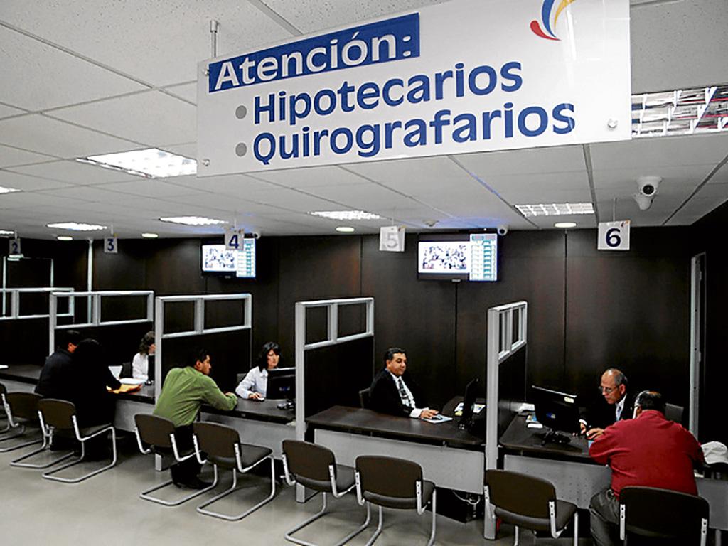 Negligencia en el Biess hizo perder $18 millones