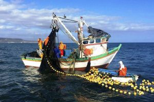 Pescadores pasaron siete días  náufragos en alta mar