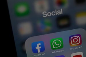 La justicia rusa prohíbe Facebook e Instagram