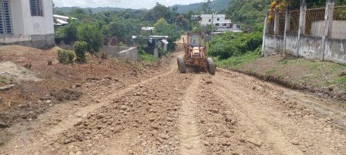 CALLES. Intervención de las principales calles para mejorar el tránsito de los vehículos de la zona.