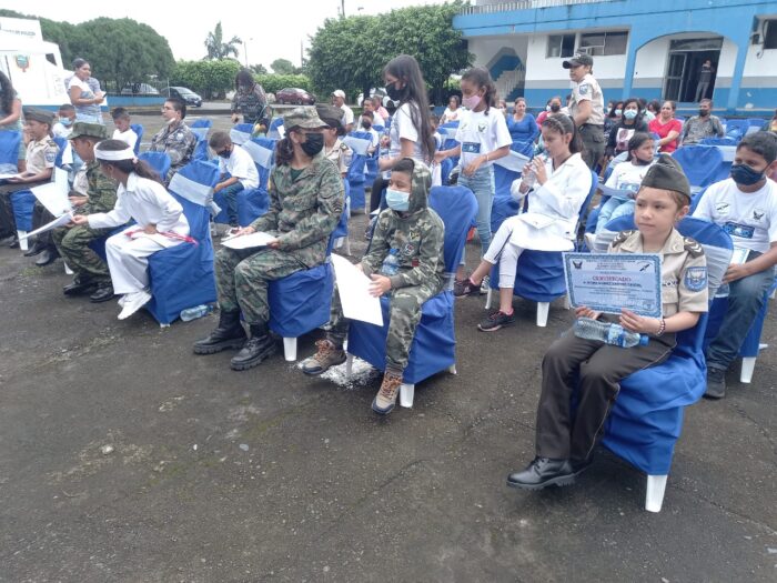 37 niños terminaron con éxito curso vacacional| Diario La Hora