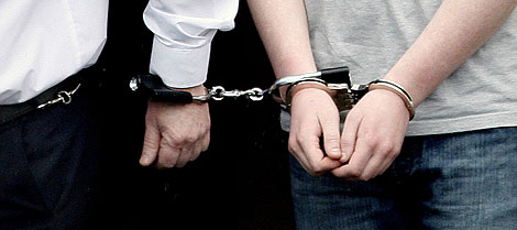 Los sujetos fueron arrestados por el delito de robo en el grado de tentativa.